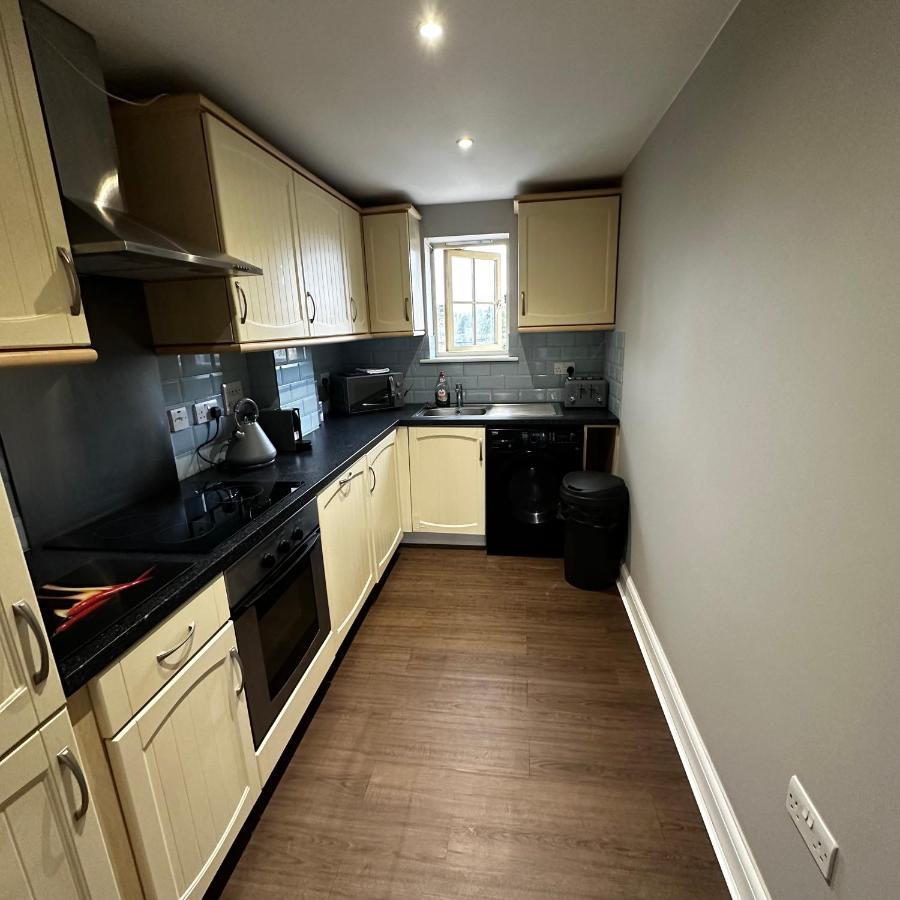 Two Bedroom Flat Town Centre 콜체스터 외부 사진