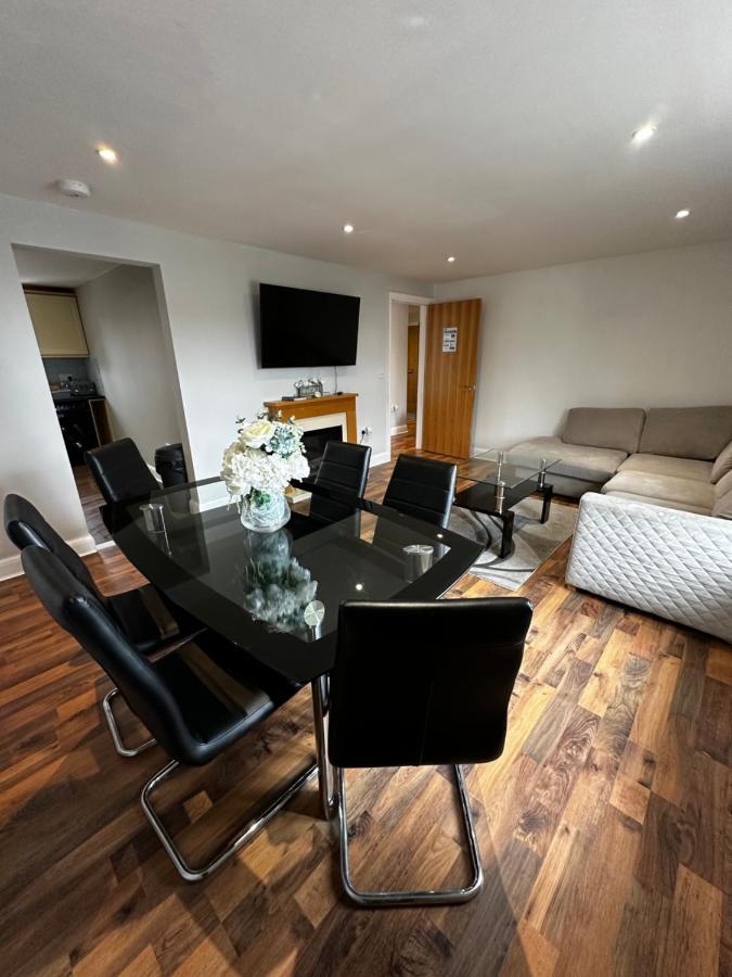 Two Bedroom Flat Town Centre 콜체스터 외부 사진
